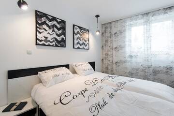 Фото номера Апартаменты с 3 спальнями Апартаменты Krzyża Residence г. Краков 5