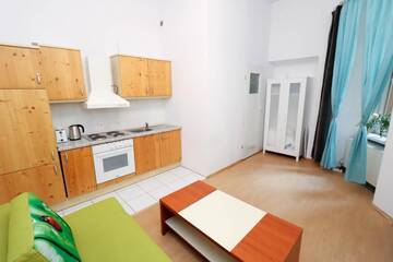 Фото номера Апартаменты-студио с основными удобствами Апартаменты Erasmus Student Apartments - Old Town г. Краков 4