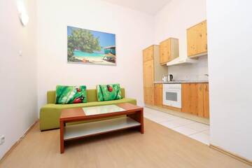 Фото номера Апартаменты-студио с основными удобствами Апартаменты Erasmus Student Apartments - Old Town г. Краков 2