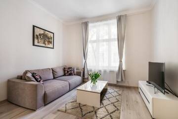 Фото номера Romantic Apartment  with 2 Bedrooms Апарт-отели The Townhouse by Loft Affair г. Краков 19