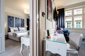 Фото номера Grande Boutique Apartment Апарт-отели Amber Design Residence г. Краков 5