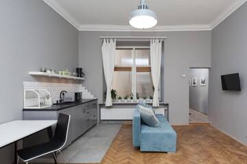 Фото номера Полулюкс «Премиум» с видом на сад - 45 кв. м Апарт-отели Wawel Boutique Residence - Krakow Old Town г. Краков 6