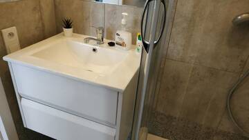 Фото номера Двухместный номер с 1 кроватью Проживание в семье Lukas Guest Rooms г. Краков 11