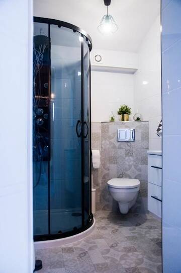 Фото номера Суперлюкс с гидромассажной ванной Отели типа «постель и завтрак» UNDERGROUND Jacuzzi Rooms г. Краков 18