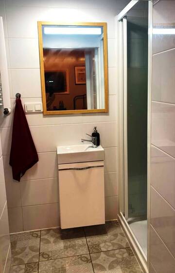 Фото номера Суперлюкс с гидромассажной ванной Отели типа «постель и завтрак» UNDERGROUND Jacuzzi Rooms г. Краков 12