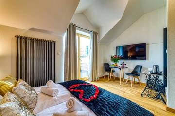 Фото номера Двухместный номер с 1 кроватью и патио Апарт-отели Aparthotel Delta Boutique г. Краков 14