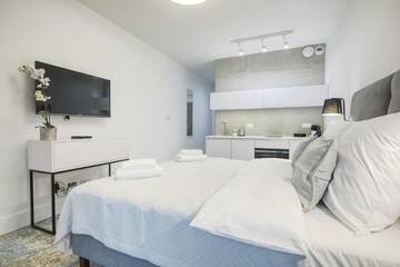 Фото номера Белый Апарт-отели RAJSKA 3 by PI Apartments г. Краков 15