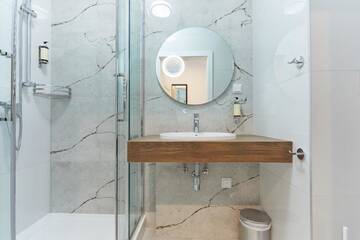 Фото номера Номер «Серый» Апарт-отели RAJSKA 3 by PI Apartments г. Краков 2