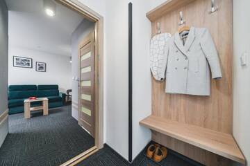 Фото номера Четырехместный номер с балконом Апарт-отели Aron Residence Old Town г. Краков 22