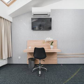 Фото номера Четырехместный номер Апарт-отели Aron Residence Old Town г. Краков 3