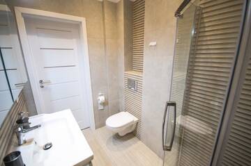 Фото номера Апартаменты с 2 спальнями Апарт-отели Old Town Vistula Premium Apartments г. Краков 24