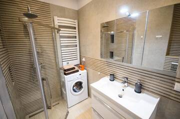 Фото номера Апартаменты с 2 спальнями Апарт-отели Old Town Vistula Premium Apartments г. Краков 9