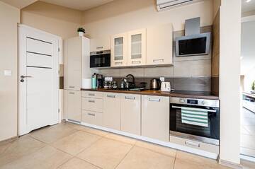 Фото номера Апартаменты с 2 спальнями Апарт-отели Old Town Vistula Premium Apartments г. Краков 8