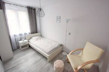 Фото Проживание в семье New single room 15 mins from Wawel Castle г. Краков 1