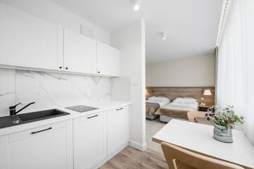 Фото номера Двухместный номер с 1 кроватью Апарт-отели W Sercu Krakowa Aparthotel г. Краков 4