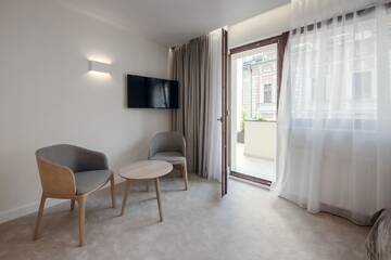 Фото номера Двухместный номер с 1 кроватью и балконом Апарт-отели W Sercu Krakowa Aparthotel г. Краков 5