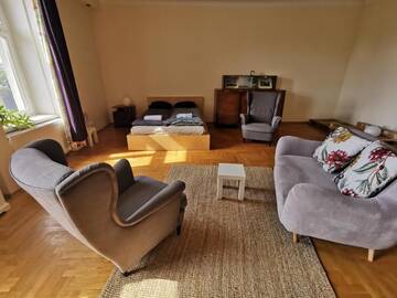 Фото номера Двухместный номер Делюкс с 1 кроватью Проживание в семье Cosy room with view of Planty and Mariacki Church г. Краков 8
