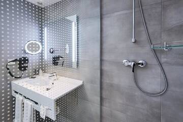 Фото номера Представительский номер с кроватью размера «queen-size» Отель Novotel Kraków City West г. Краков 5