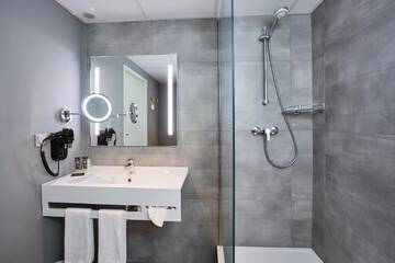 Фото номера Представительский номер с кроватью размера «queen-size» Отель Novotel Kraków Centrum г. Краков 3