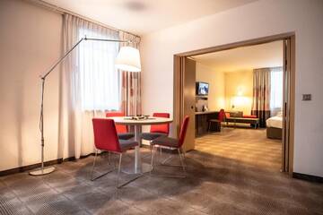 Фото номера Люкс Отель Novotel Kraków Centrum г. Краков 5