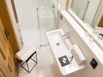 Фото номера Апартаменты с 1 спальней (для 4 взрослых) Апарт-отели Antique Apartments Plac Szczepański г. Краков 12