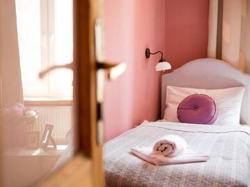 Фото номера Апартаменты с 2 спальнями (для 6 взрослых) Апарт-отели Antique Apartments Plac Szczepański г. Краков 3