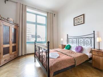 Фото номера Апартаменты с 4 спальнями (для 10 взрослых) Апарт-отели Antique Apartments Plac Szczepański г. Краков 10