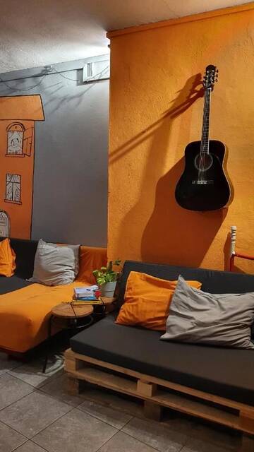 Фото Хостелы Hostel One Momotown г. Краков 3