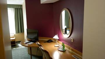 Фото номера Двухместный номер с 2 отдельными кроватями Отель Hotel Secesja г. Краков 5