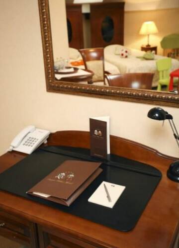 Фото номера Семейный номер Отель Ostoya Palace Hotel г. Краков 4