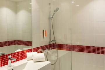 Фото номера Полулюкс Отель Vienna House Easy Cracow г. Краков 8