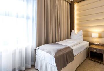 Фото номера Одноместный номер Отель Hotel Elektor г. Краков 3