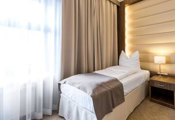 Фото номера Одноместный номер Отель Hotel Elektor г. Краков 2