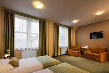 Фото номера Улучшенный двухместный номер с 2 отдельными кроватями Отель Best Western Hotel Galicya г. Краков 2