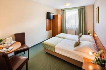 Фото номера Стандартный двухместный номер с 2 отдельными кроватями Отель Best Western Hotel Galicya г. Краков 5