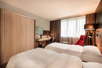 Фото номера Стандартный номер Отель Park Inn by Radisson Krakow г. Краков 16