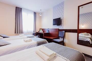 Фото номера Трехместный номер Отель Hotel Fero Express г. Краков 3