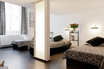 Фото номера Апартаменты (для 2 взрослых) Апарт-отели Pergamin Apartments г. Краков 25