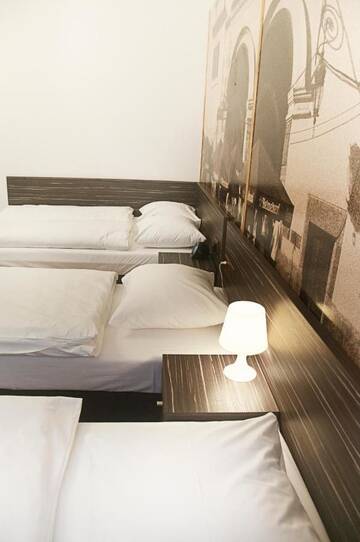 Фото Апарт-отели Pergamin Apartments г. Краков 5