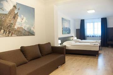 Фото номера Апартаменты (для 3 взрослых) Апарт-отели Pergamin Apartments г. Краков 10
