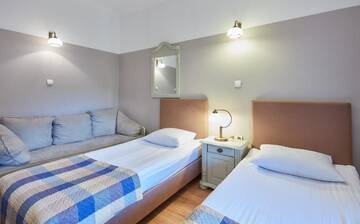 Фото номера Номер-студио (5 взрослых) Отель Hotel Batory Annex г. Краков 7
