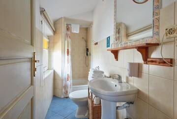 Фото номера Номер-студио (5 взрослых) Отель Hotel Batory Annex г. Краков 5
