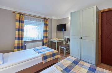 Фото номера Номер-студио (5 взрослых) Отель Hotel Batory Annex г. Краков 6
