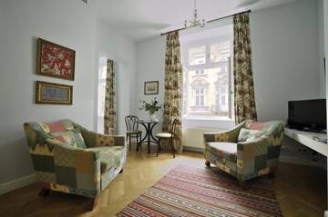 Фото номера Улучшенные апартаменты Апарт-отели Crystal Suites Old Town г. Краков 2