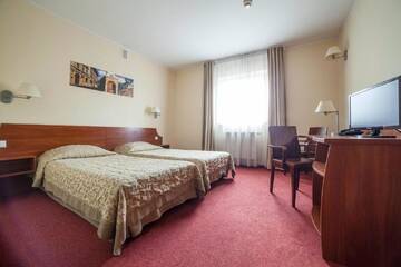 Фото номера Двухместный номер с 1 кроватью или 2 отдельными кроватями Отель Hotel Major Budget г. Краков 17