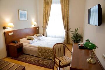 Фото номера Двухместный номер с 1 кроватью Отель Hotel Polonia г. Краков 2