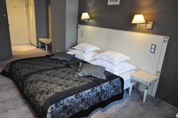 Фото номера Двухместный номер с 1 кроватью Отель Hotel Wawel г. Краков 8