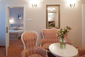 Фото номера Апартаменты Отель Hotel Amadeus г. Краков 2