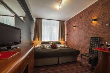 Фото номера Двухместный номер с 2 отдельными кроватями Отель Hotel Delta г. Краков 28
