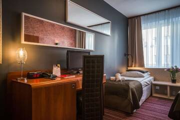 Фото номера Двухместный номер с 2 отдельными кроватями Отель Hotel Delta г. Краков 41
